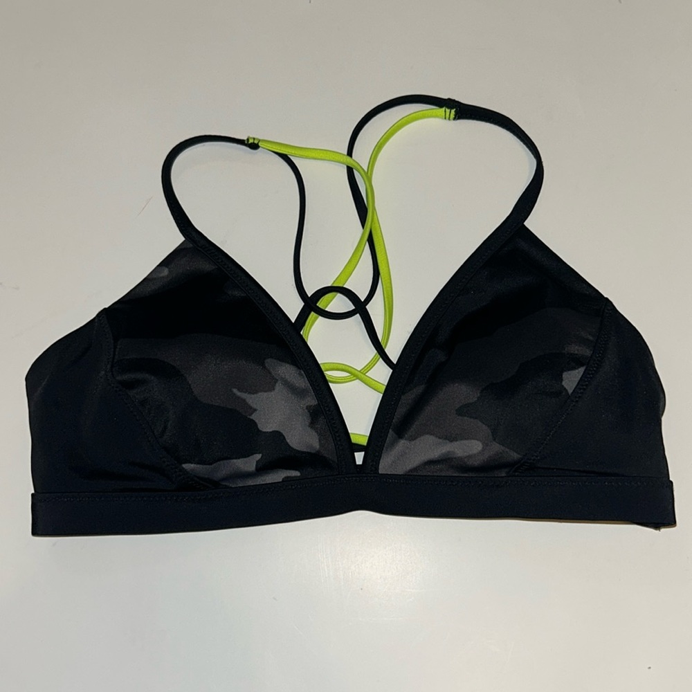 Athleta Freestyle Camo Bikini Top